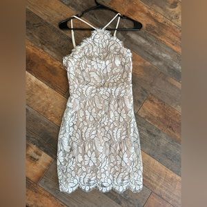 Lulus lace dress s